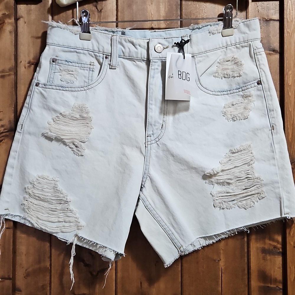 BDG Urban Outfitters Dropped Waist Destroyed Denim Shorts 28